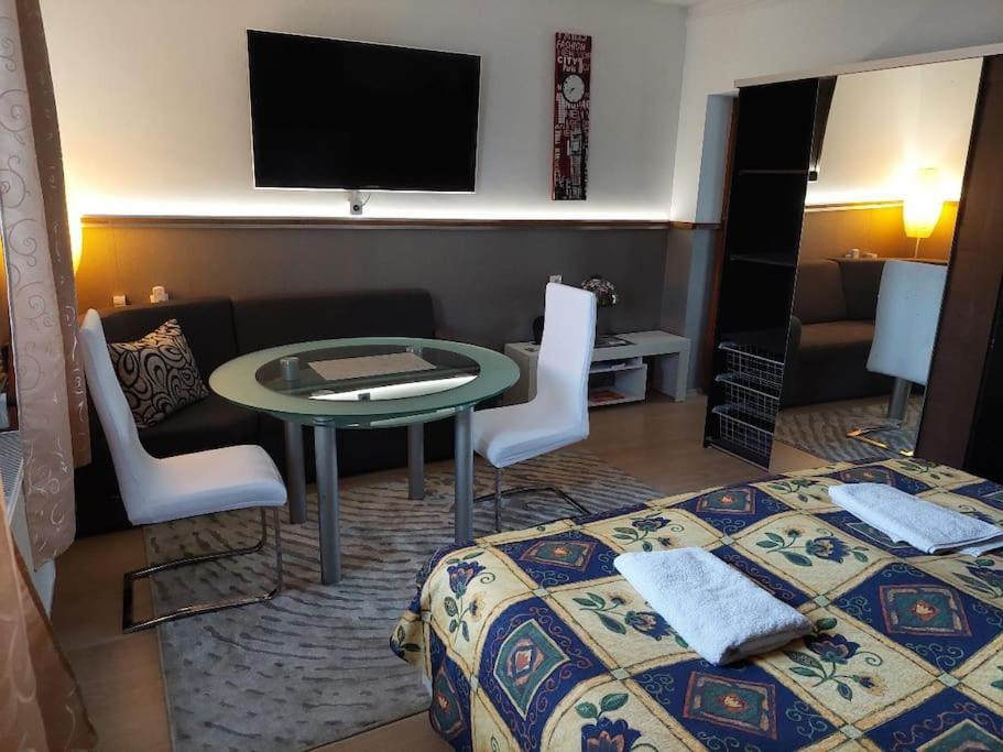 Ujszeged Apartman Extérieur photo