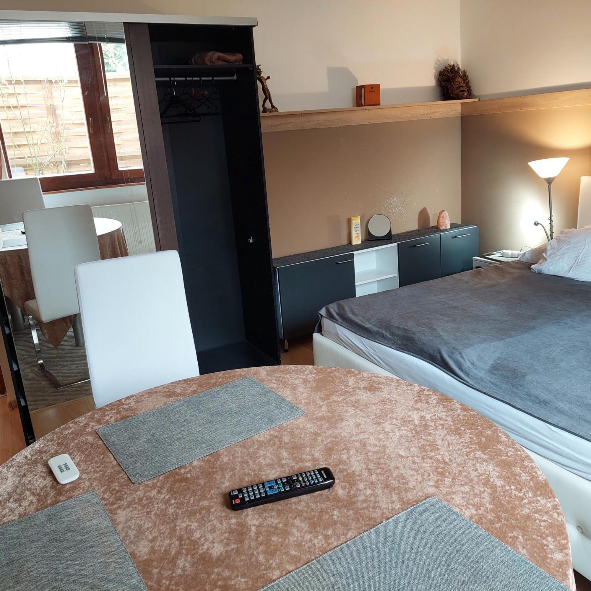 Ujszeged Apartman Extérieur photo